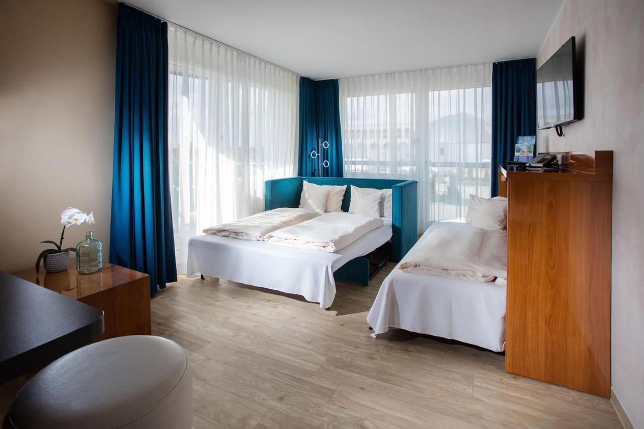 Victory Gaestehaus Therme Erding Exterior foto